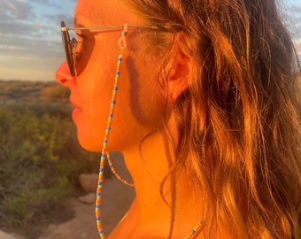 Backyard Sunset Glasses Chain