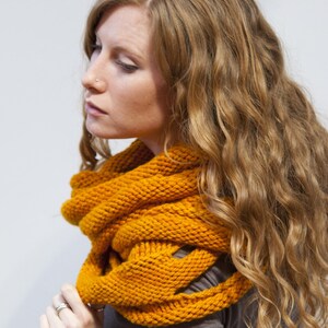 Medusa Loop Scarf hand knitting pattern PDF image 5