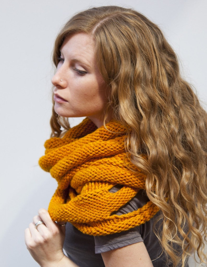 Medusa Loop Scarf hand knitting pattern PDF image 5