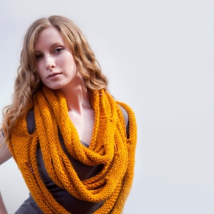 Medusa Loop Scarf hand knitting pattern PDF image 3