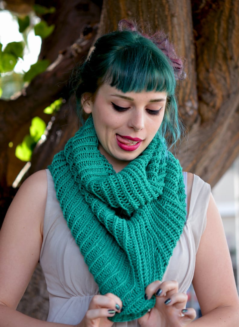 Volcano Cowl knitting pattern PDF image 5