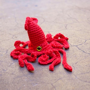 Realistic Squid - Crochet Pattern PDF