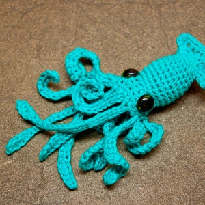 Realistic Squid Crochet Pattern PDF image 4