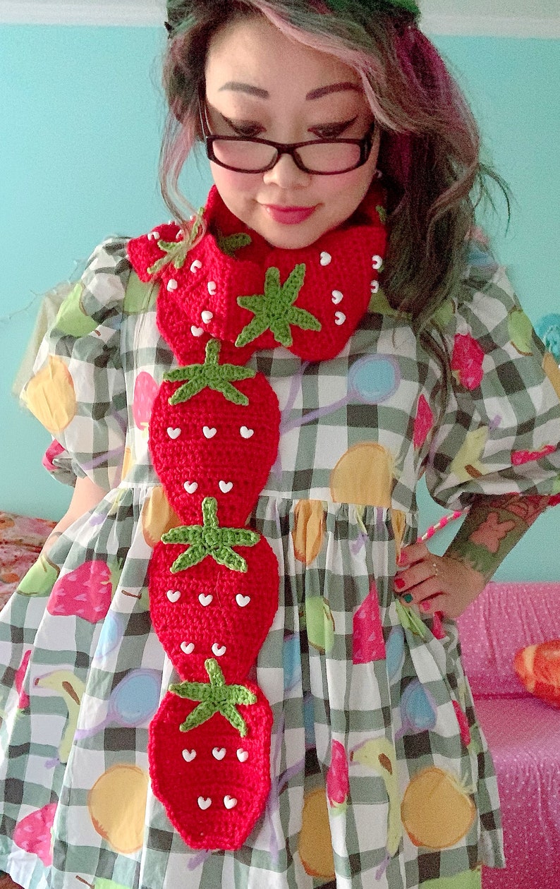 Strawberry Scarf PDF Crochet Pattern Twinkie Chan cute fruit berry wearable art image 2