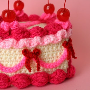 Heart Shaped Cake PDF Crochet Pattern Twinkie Chan Valentine amigurumi image 6