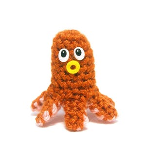 Hot Dog Octopus PDF Crochet Pattern Twinkie Chan amigurumi food image 3