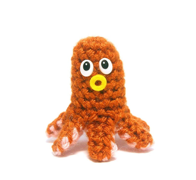 Hot Dog Octopus PDF Crochet Pattern Twinkie Chan amigurumi food image 3