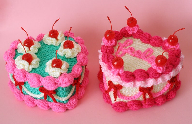 Heart Shaped Cake PDF Crochet Pattern Twinkie Chan Valentine amigurumi image 2