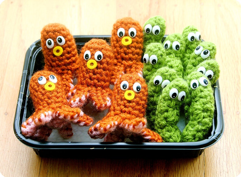 Hot Dog Octopus PDF Crochet Pattern Twinkie Chan amigurumi food image 2