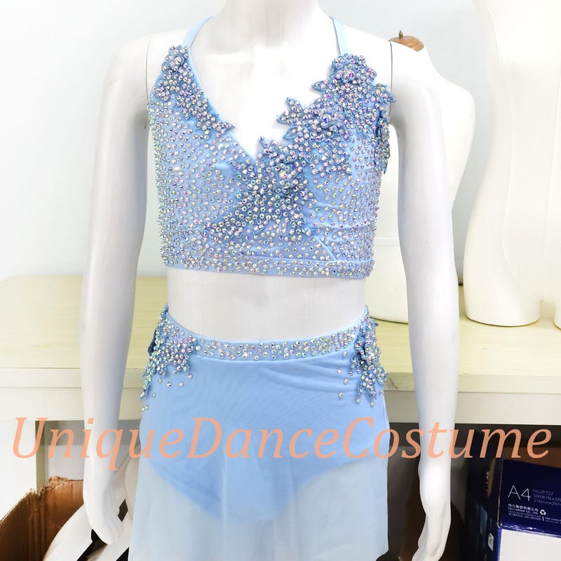 wedding dresses for the beach plus size Plus-Size Strapless Sparkly Lace A-Line Dress With Buttons US Size:7 Game day outfits Evening Gown