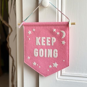 Keep Going Positivity Banner Craft Kit, Positive Nachricht Nähset, plastikfreies Geschenk für Jugendliche