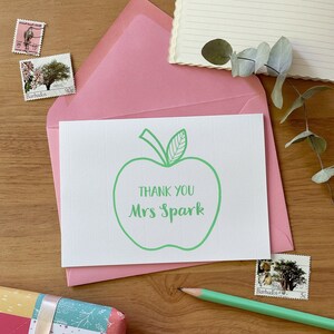 Cartão de agradecimento personalizado da Apple Verde para professor, cartão de felicitações para professores de final de período escolar