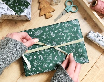 Christmas Greenery GREEN Recyclable Wrapping Paper Set - DEEP GREEN Eco Friendly Gift Wrap