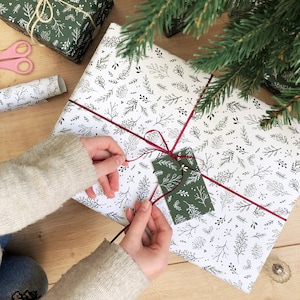 Festive WHITE Greenery Christmas Recyclable Wrapping Paper Set - WHITE Eco Friendly Gift Wrap