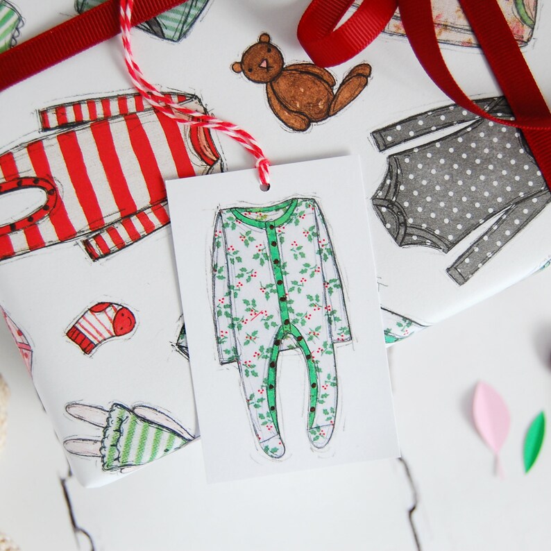 Baby's First Christmas Wrapping Paper Set Illustrated Baby's 1st Christmas Gift Wrap image 3