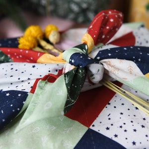 Reusable Traditional Patchwork Fabric Gift Wrap, Furoshiki Cotton Gift Wrapping image 4
