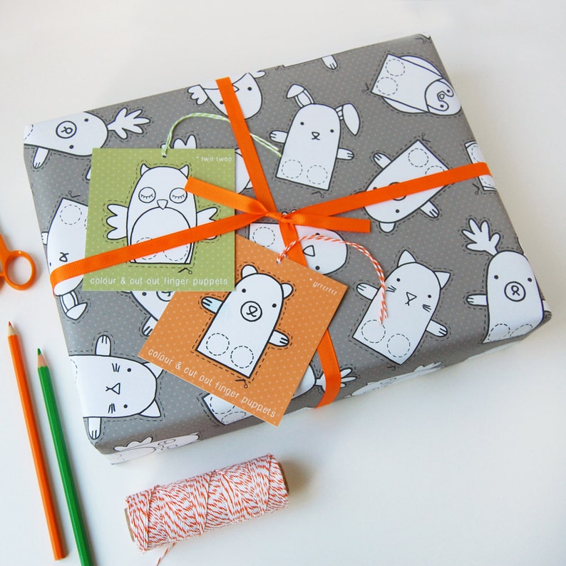Interactive Finger Puppet Wrapping Paper Set image 2