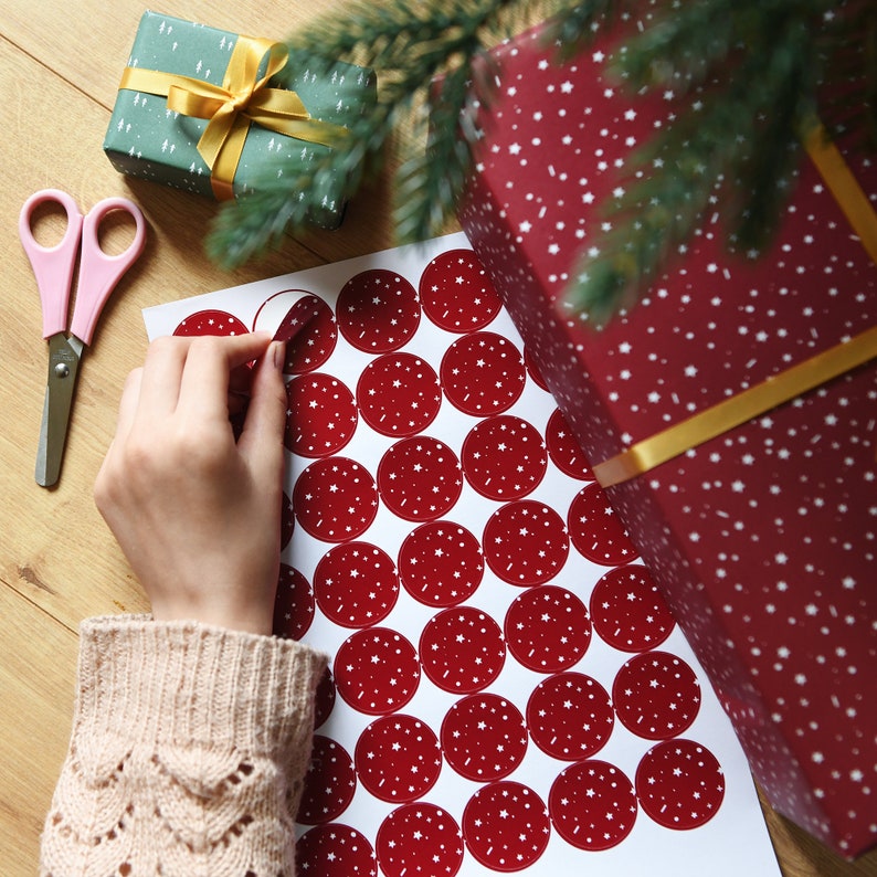 MIXED Red & White Stars 'Wonderful Time' MIXED Recyclable Christmas Wrapping Paper Set image 7