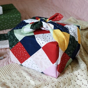 Reusable Traditional Patchwork Fabric Gift Wrap, Furoshiki Cotton Gift Wrapping image 5