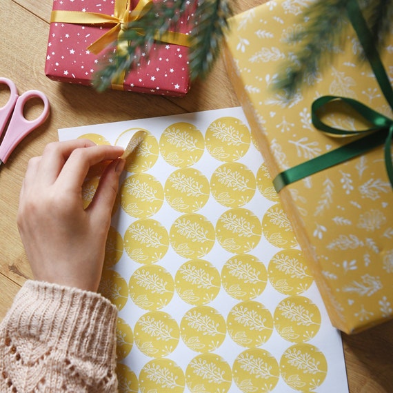 Yellow Botanical Christmas Gift Wrapping Paper Set Recyclable Eco