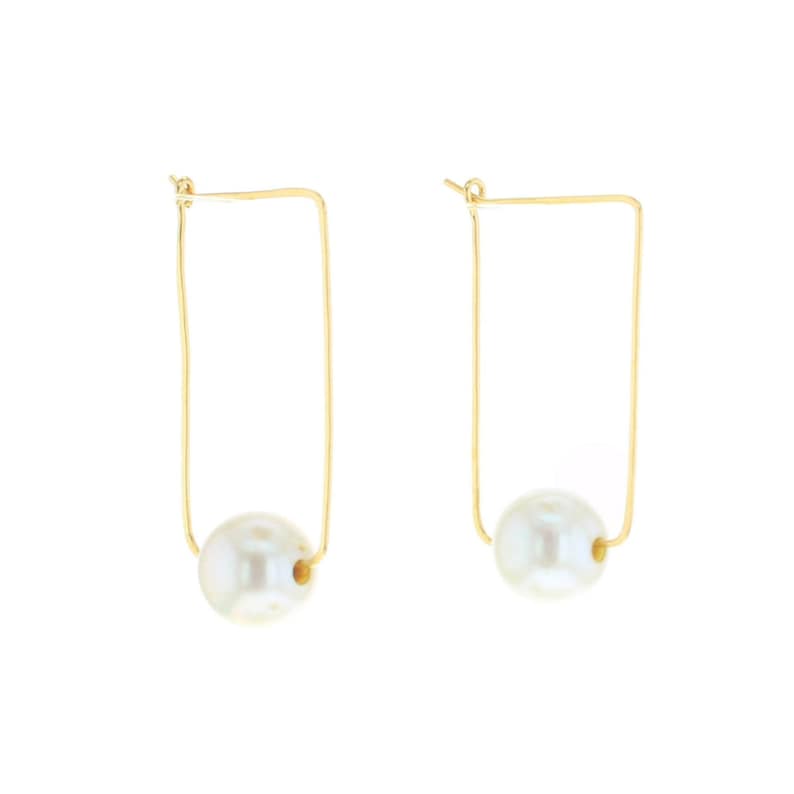 Helmi Earrings image 3