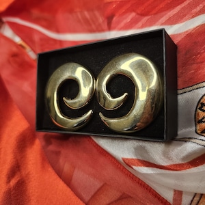 Vintage Gold Tone Swirl Earrings