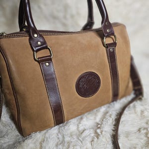 Vintage Canada Roots Barrell Bag