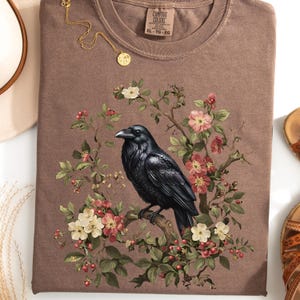 Korp-T-shirt, Mörk blomma, Mörk akademi, Häxskjorta, Kråkskjorta, Gotisk korp, Mörk Cottagecore, Poet