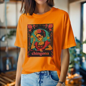 La chingona png, Tarot-T-Shirt Design, lustige Tarotkarte. Weitere Informationen in der Beschreibung unten.
