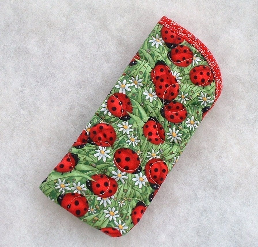 Quilted Sunglass/eyeglass case - Ladybugs
