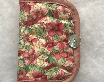 Quilted needle book case organizer - rose and green flowers