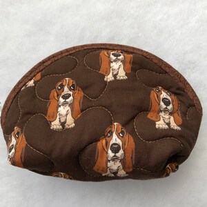Small Quilted Purse Basset Hound 3 brown image 2