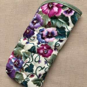 Quilted Eyeglass/sunglass case pansies image 1