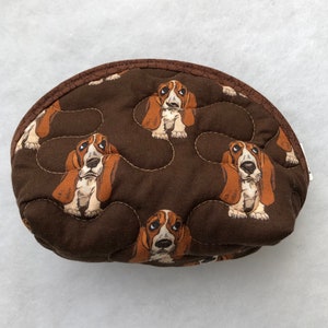 Small Quilted Purse Basset Hound 3 brown image 1