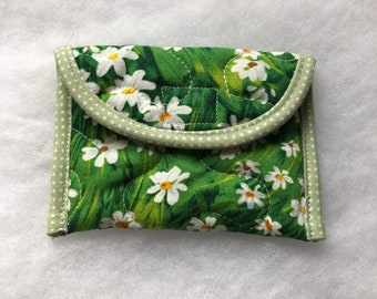 Card Holder - White daisies on green