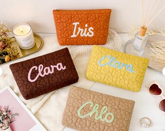 Custom Name Makeup Bag, Quilted Zipper Pouch with Wristlet, Puffer Bag for Travel, Best Friend Birthday Gift, Embroidered Cosmetic Bag