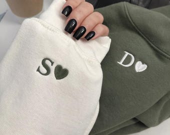 Hoodie met geborduurd hart, gepersonaliseerd sweatshirt voor koppels