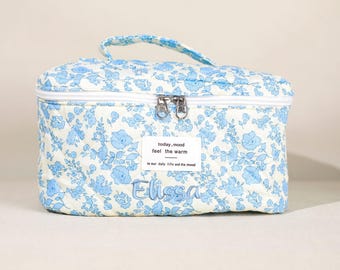 Set di trousse per il trucco con ricamo floreale, beauty case da viaggio in cotone trapuntato, organizer per articoli da toeletta personalizzato