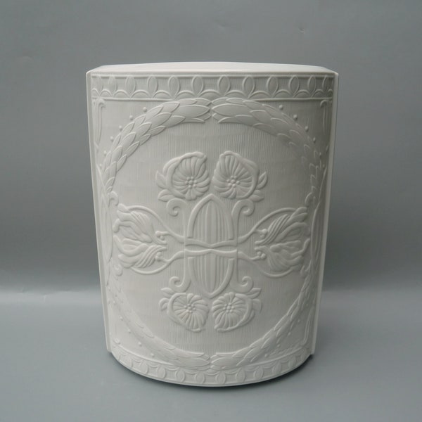 Ernst Fuchs Floral Relief Bisque Porcelain Vase, Rosenthal Studio Linie Matte White Porcelain Bas Relief Vase,Porcelain Acanthus Flower Vase