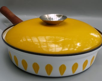 Cathrineholm Yellow & White Lotus Skillet 8.5 Inch, Cathrineholm