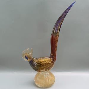 Arte Vetraria Muranese AVEM Murano Glass Pheasant Sculpture, Midcentury Venetian Glass Sfumato Gold Fleck & Bullicante Glass Bird Figurine