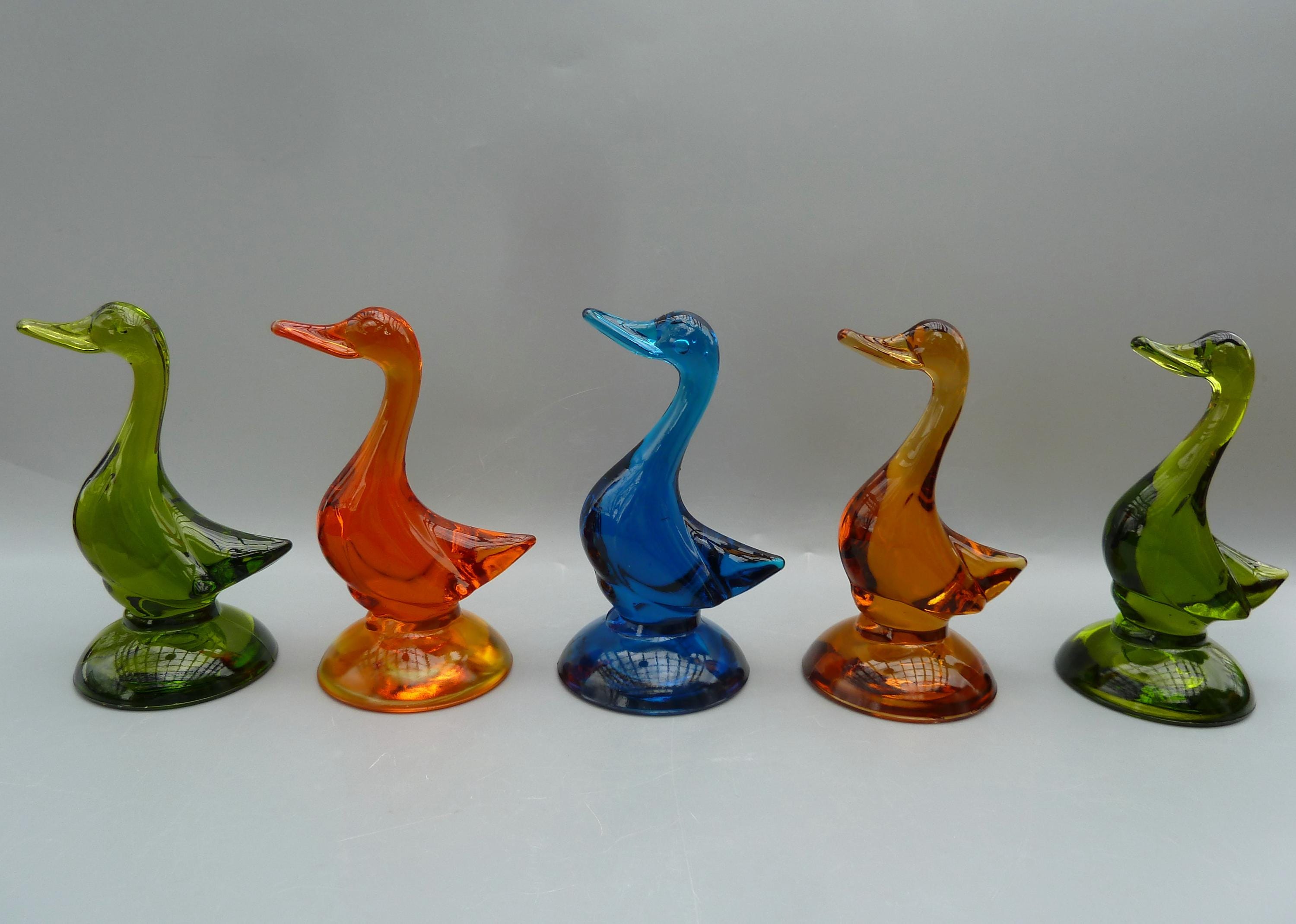 Viking Epic Line Glass Duck Figurine #1317, Avocado Viking Duck