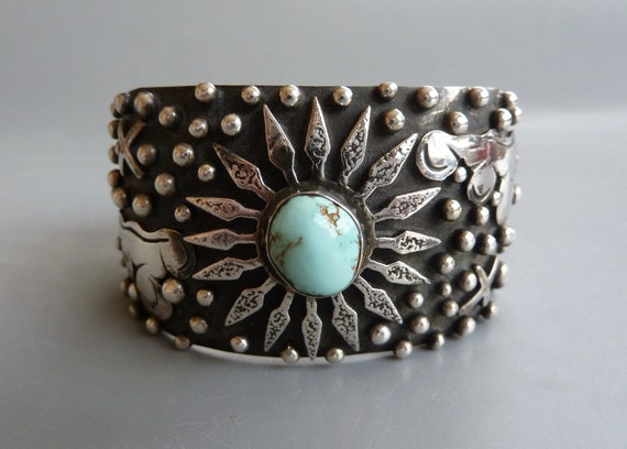 Huge Modernistic Navajo Turquoise Native American Jewelry Silver Ketoh Bracelet Huge Modernistic Navajo Turquoise Native American Jewelry Silver Ketoh Bracelet