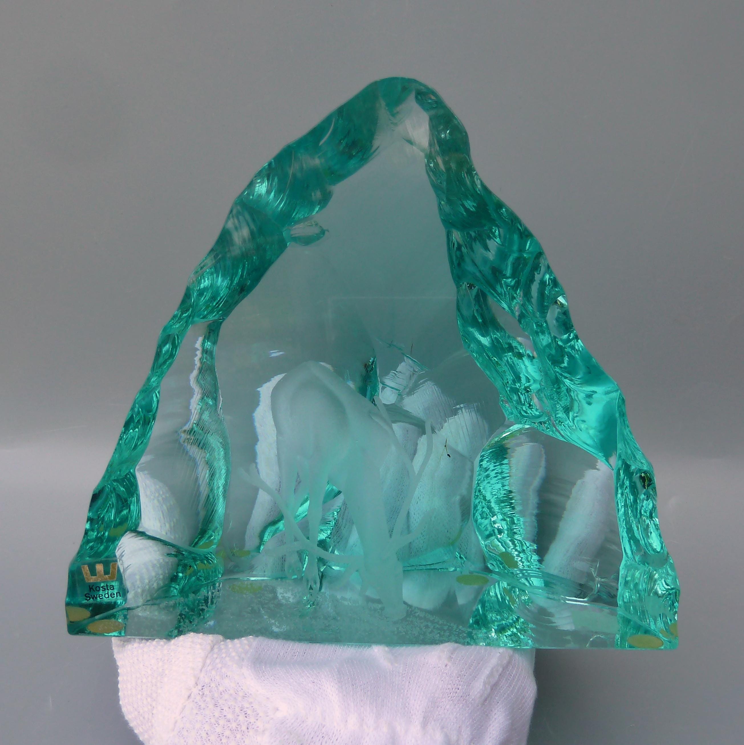 Vintage Vicke Lindstrand Etched Crystal Iceberg Sculpture With