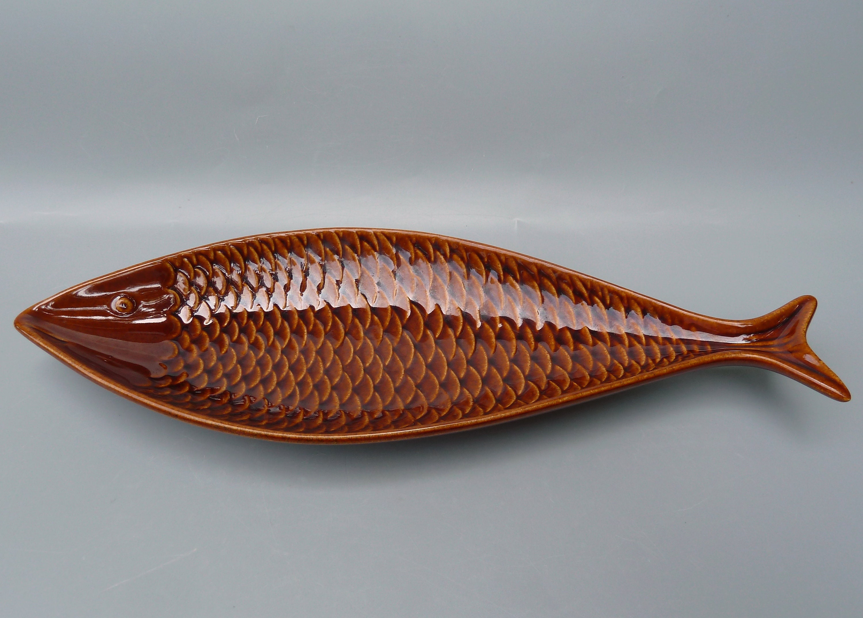 食器 Stig Lindberg - Gustavsberg Fish plate  by Stig Lindberg Stig Lindberg Fladen Fish Dish, Lindberg Ceramic Dish