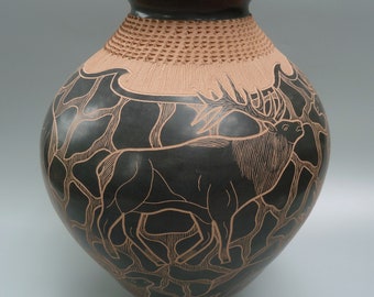 Mata Ortiz Olla Pot, Mata Ortiz Pueblo Pottery Vase, Lupe Soto Pottery Vase, Mexican Pottery, Mata Ortiz Pottery, Mata Ortiz Deer Olla Pot