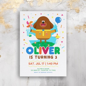 Könnte beinhalten: Eine farbenfrohe Geburtstagseinladung mit einem braunen Cartoon-Hund, der ein Windrad hält. Die Einladung lautet "Oliver wird 3" und enthält Datum, Uhrzeit und Ort der Party.