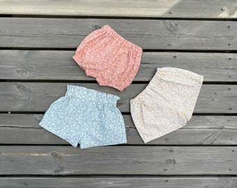 Sewing Pattern of baby Bloomers and baby shorts set of 3, Short for kids sewing patterns, Shorts for boy and girl from 1 month to 3 years.