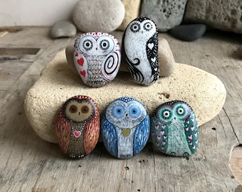 Cute Owl Painted Stone Valentine Gift Hand Painted Owls with Heart Details on Natural Stone Mothers Day Owl Lover Gift Ornament Home Accent