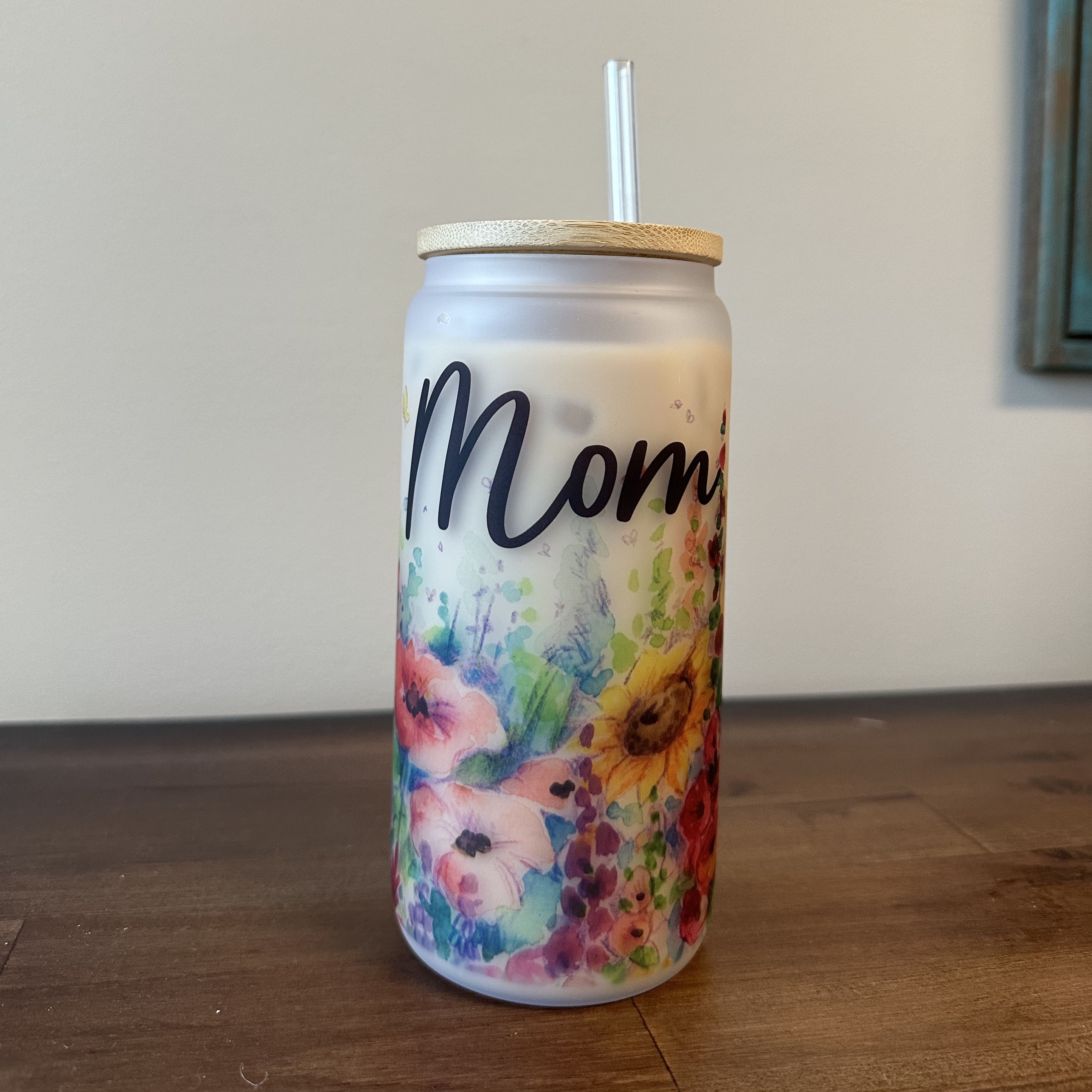 Retro Mama 18oz frosted glass cup Vintage Flower design w/ bamboo lid &  straw
